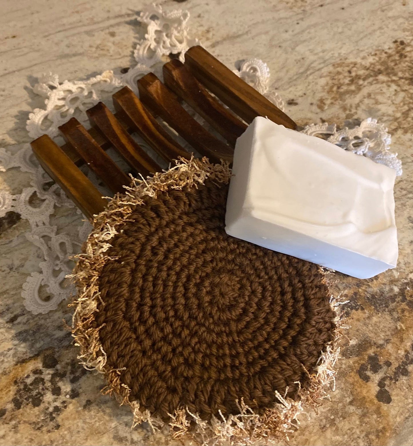 Wooden Soap Dish & Scrubby Set