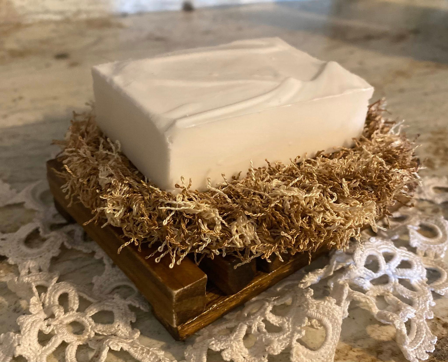 Wooden Soap Dish & Scrubby Set